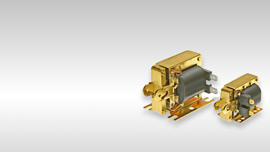 Micro switches with gold-plated contacts for industrial applications.